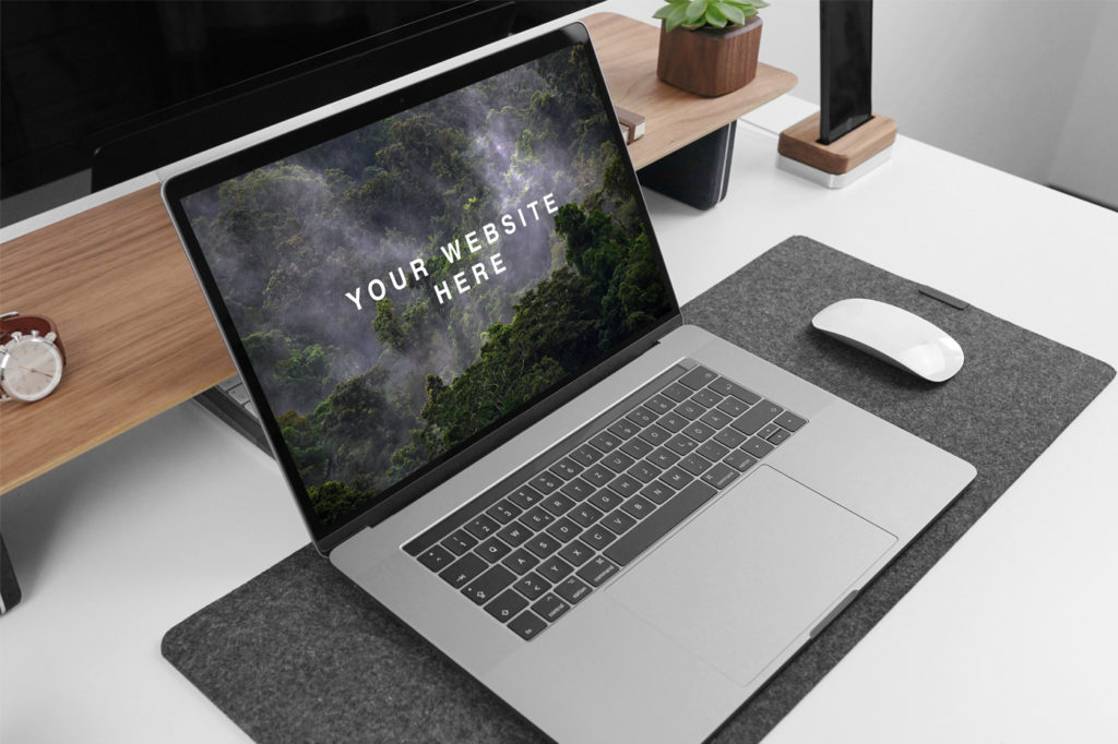 MacBook Pro 15'' Mockup