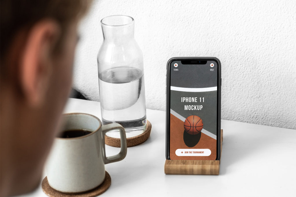 iPhone 11 PSD Mockup