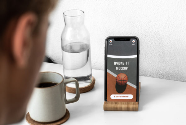 iPhone 11 PSD Mockup