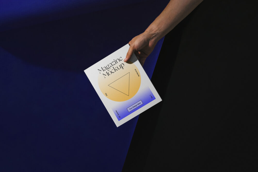 Magazine Mockup 04 MMV1